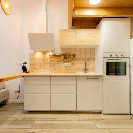 Holi-rent Luis Montoto Apartamento