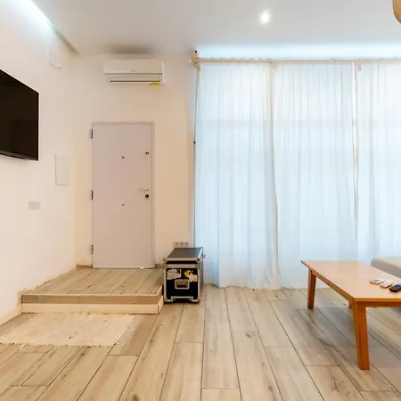 Holi-rent Luis Montoto Apartment *